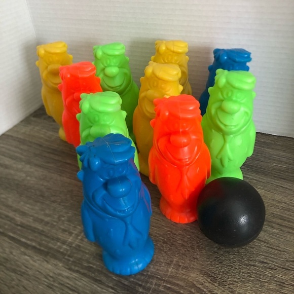 Vtg 1976 Fred Flintstone Bowling Set -Rare - Picture 8 of 13